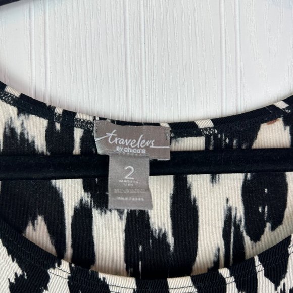 Chico's Travelers Black &‎ Cream animal Print top size XXS - Picture 2 of 3